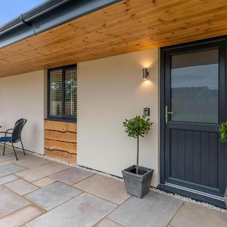Rose Barn - Luxury Barn Accommodation In The Cotswolds Gretton  Екстериор снимка