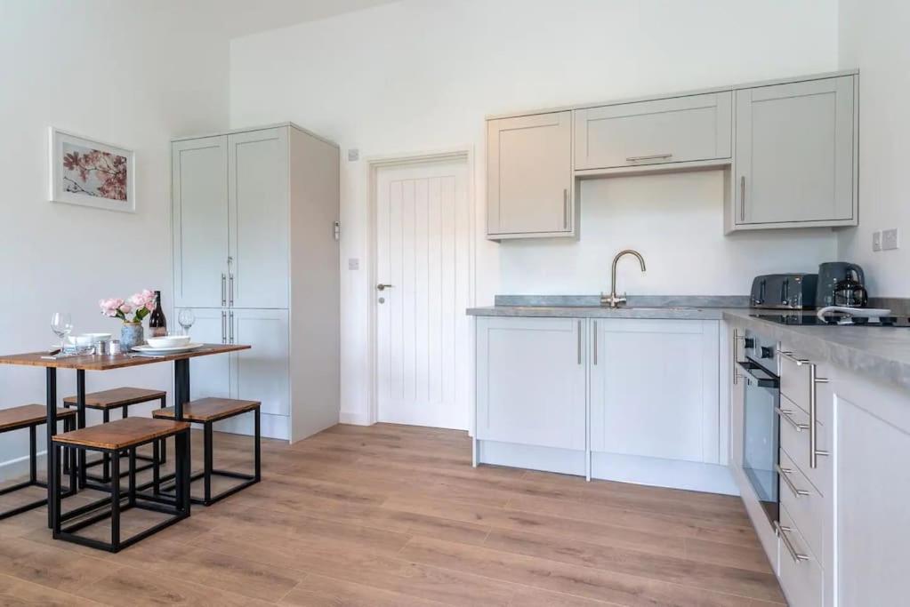 Rose Barn - Luxury Barn Accommodation In The Cotswolds Gretton  Екстериор снимка